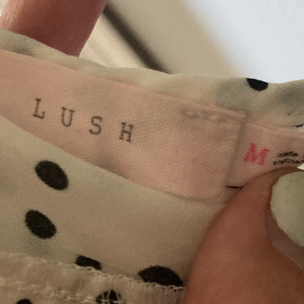 Lush Tank Top - Picture 4 of 5